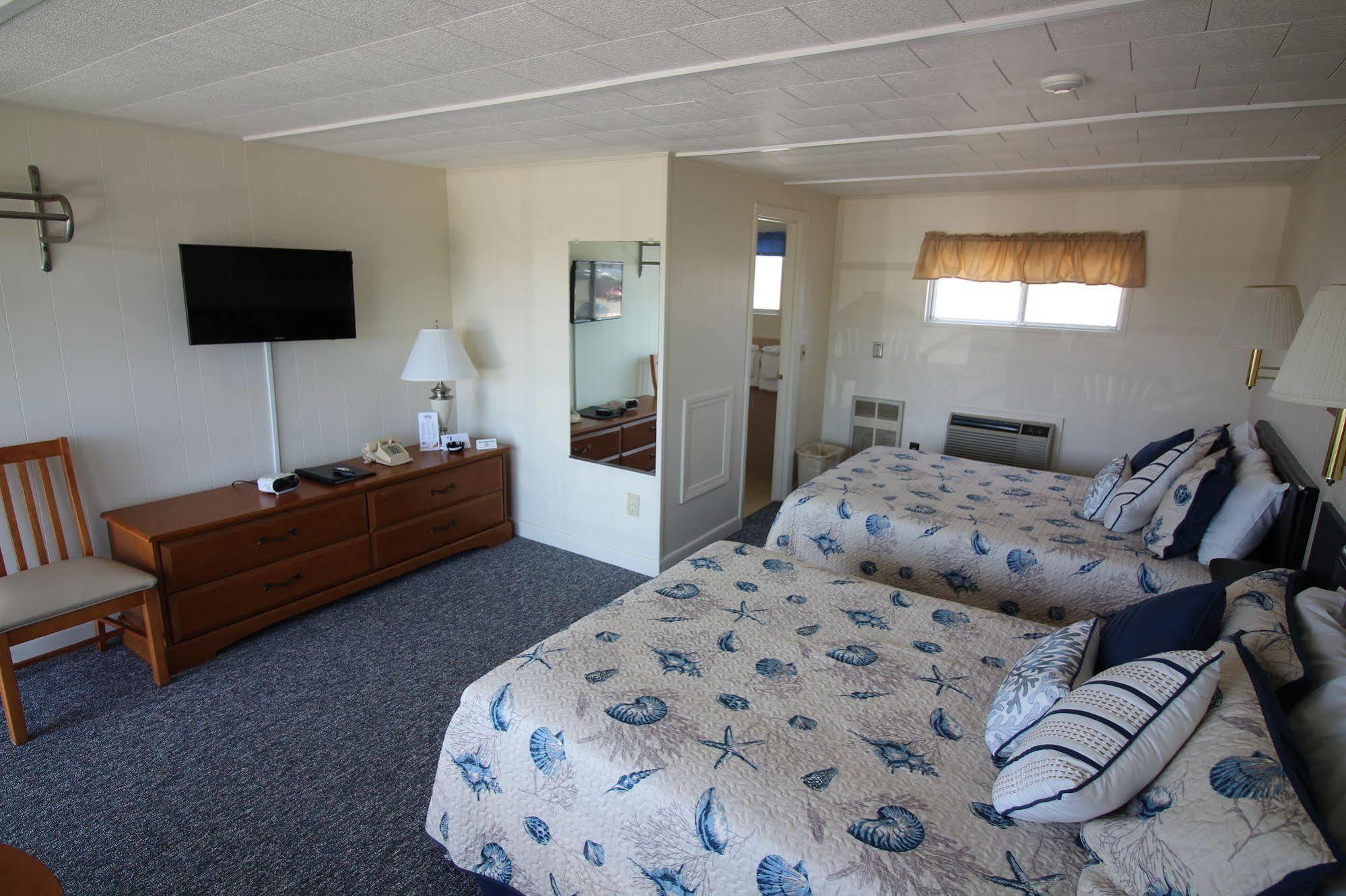 Hyannis Holiday Motel Bagian luar foto