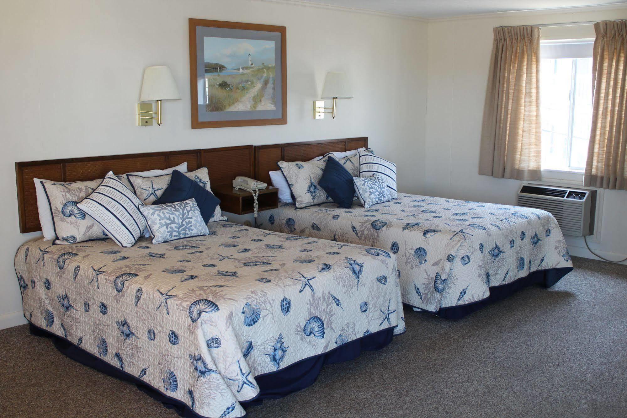 Hyannis Holiday Motel Bagian luar foto