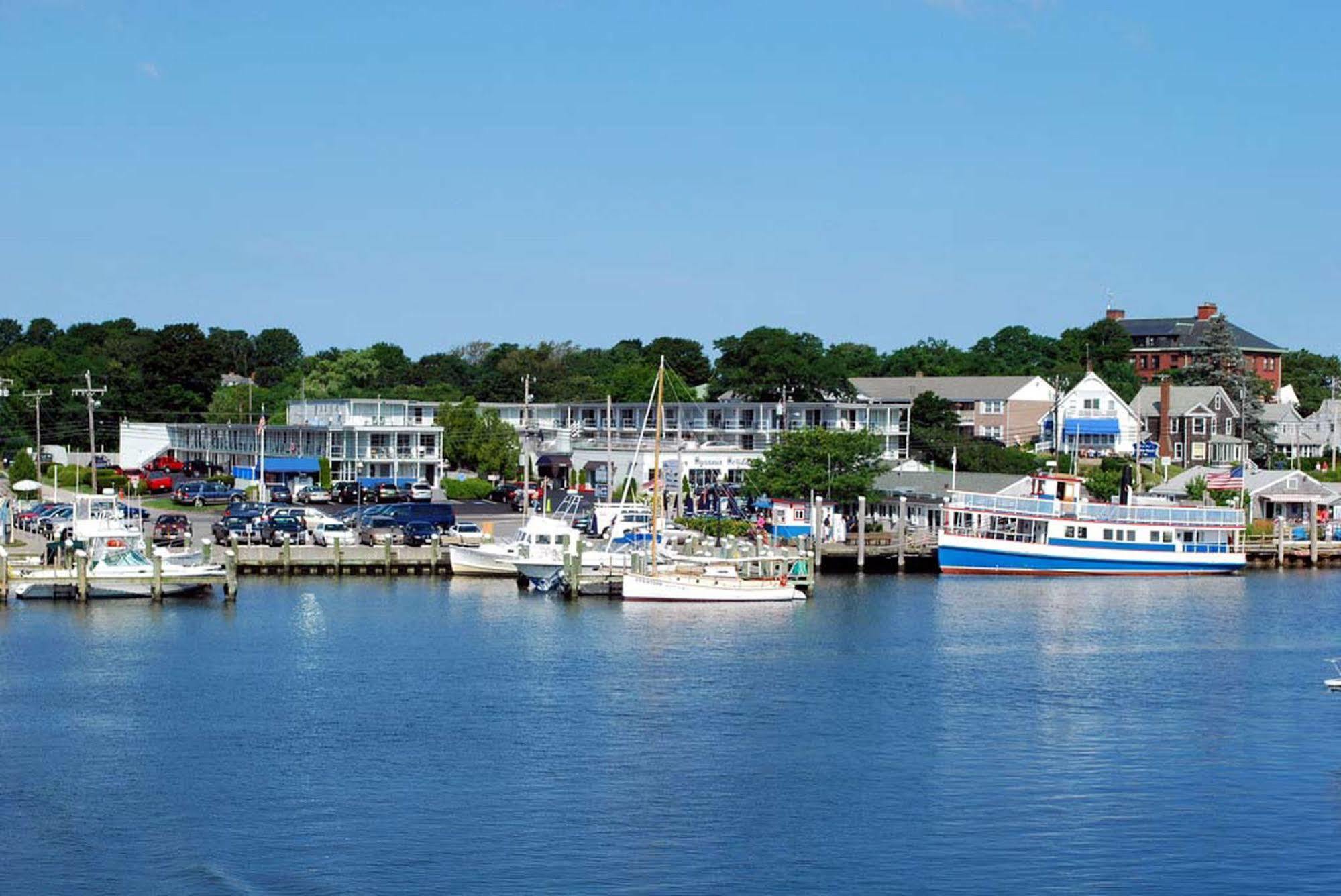 Hyannis Holiday Motel Bagian luar foto