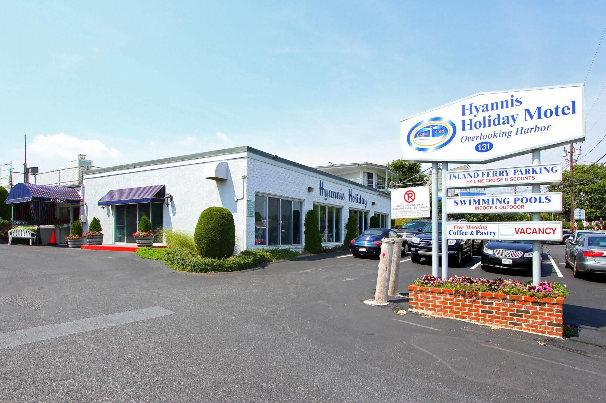 Hyannis Holiday Motel Bagian luar foto